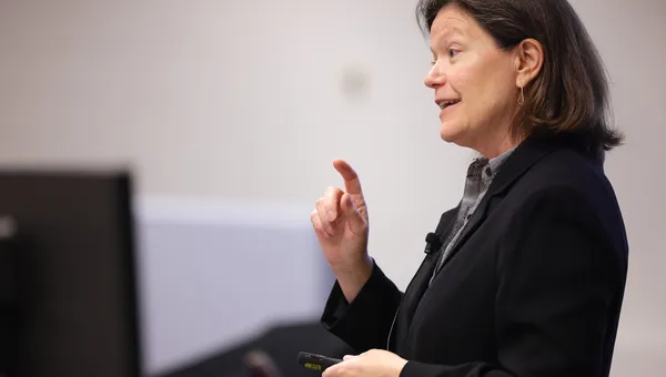 Dawn Tilbury giving a lecture.